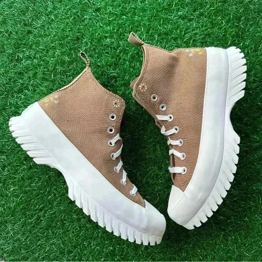 ✨New✨Converse Chuck Taylor All Star Lugged 2.0 Hi Sand Dune - Picture 4 of 8